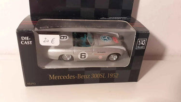 Mercedes-Benz 300SL grise de 1952 Bernard Miniatures