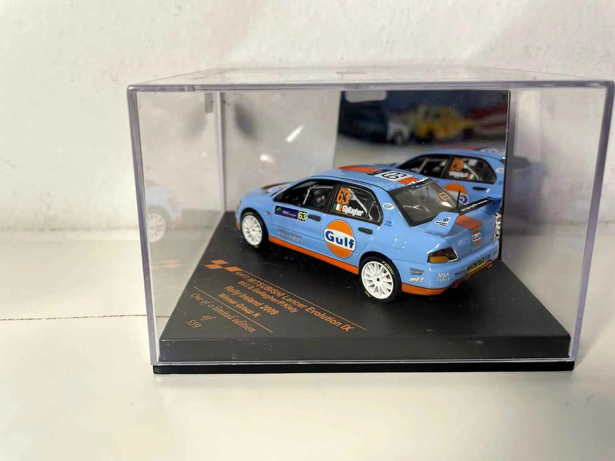 Mitsubishi Lancer Evolution IX aux couleurs de GULF (bleue et orange) - rallye d'Ireland de 2009 - numéro 63e 1969 numéro 6 Bernard Miniatures