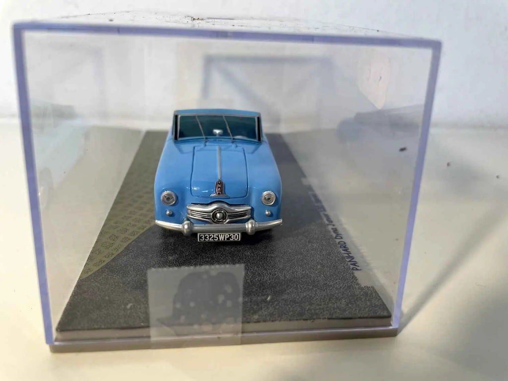 Panhard Dyna Junior bleie claire de 1953 (marque BIZARRE) Bernard Miniatures