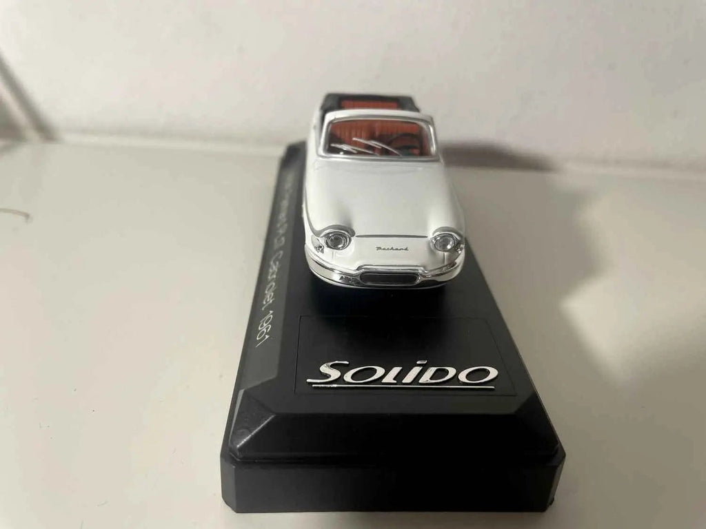 Panhard PL 17 cabriolet blanche de 1961 (Solido référence 4598) Bernard Miniatures