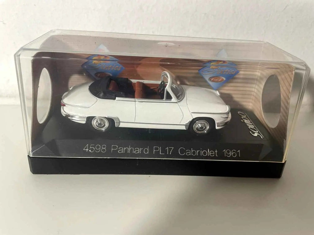 Panhard PL 17 cabriolet blanche de 1961 (Solido référence 4598) Bernard Miniatures
