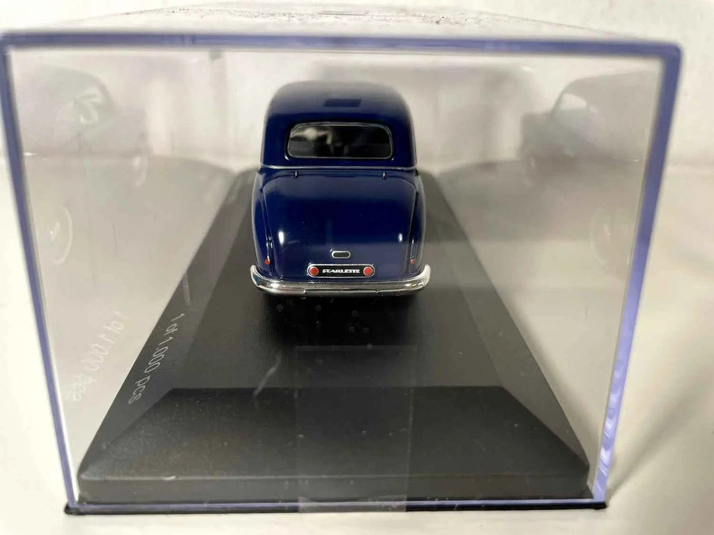 Panhard Scarlette bleue de 1953 Bernard Miniatures