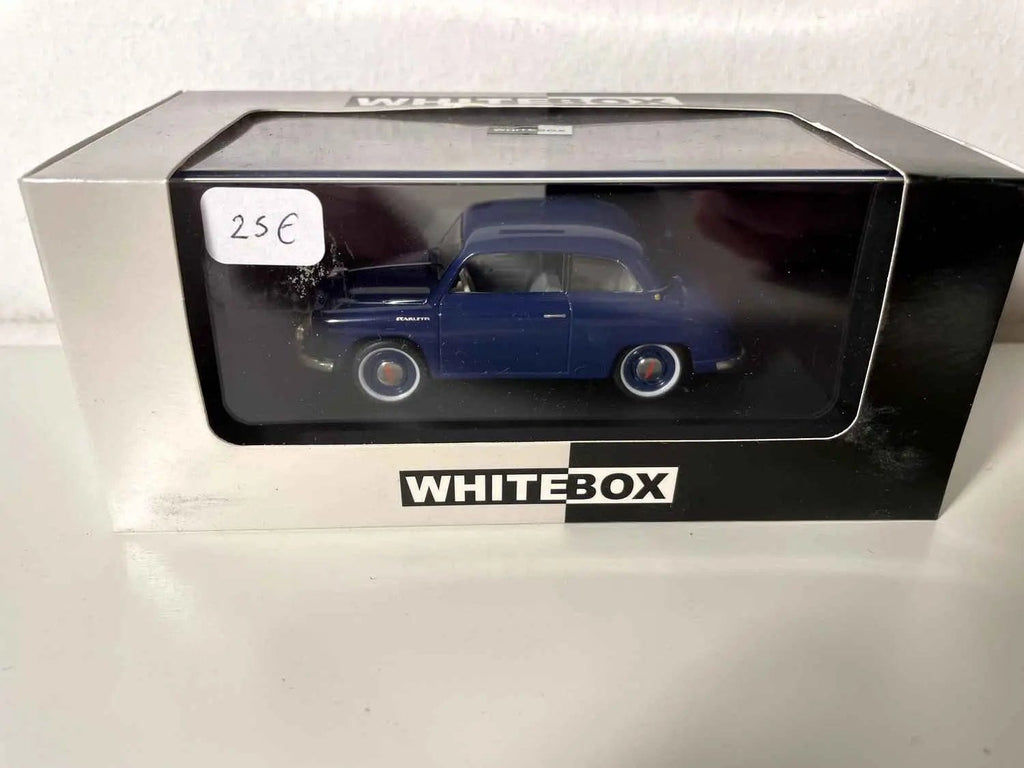 Panhard Scarlette bleue de 1953 Bernard Miniatures