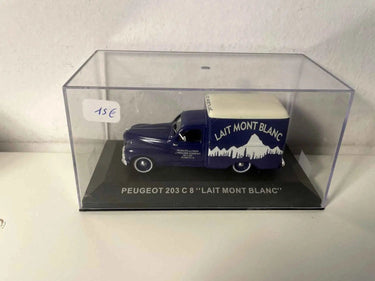 Peugeot 203 C8 bleu avec la publicité LAIT MONT-BLANC Bernard Miniatures
