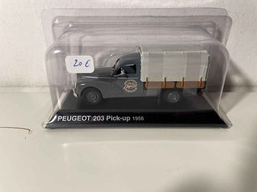 Peugeot 203 pick-up bâché gris de 1956 (avec publicité sur la portière pour une entreprise de menuiserie) Bernard Miniatures