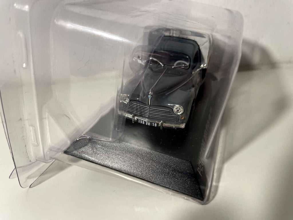 Peugeot 203 pick-up bâché gris de 1956 (avec publicité sur la portière pour une entreprise de menuiserie) Bernard Miniatures