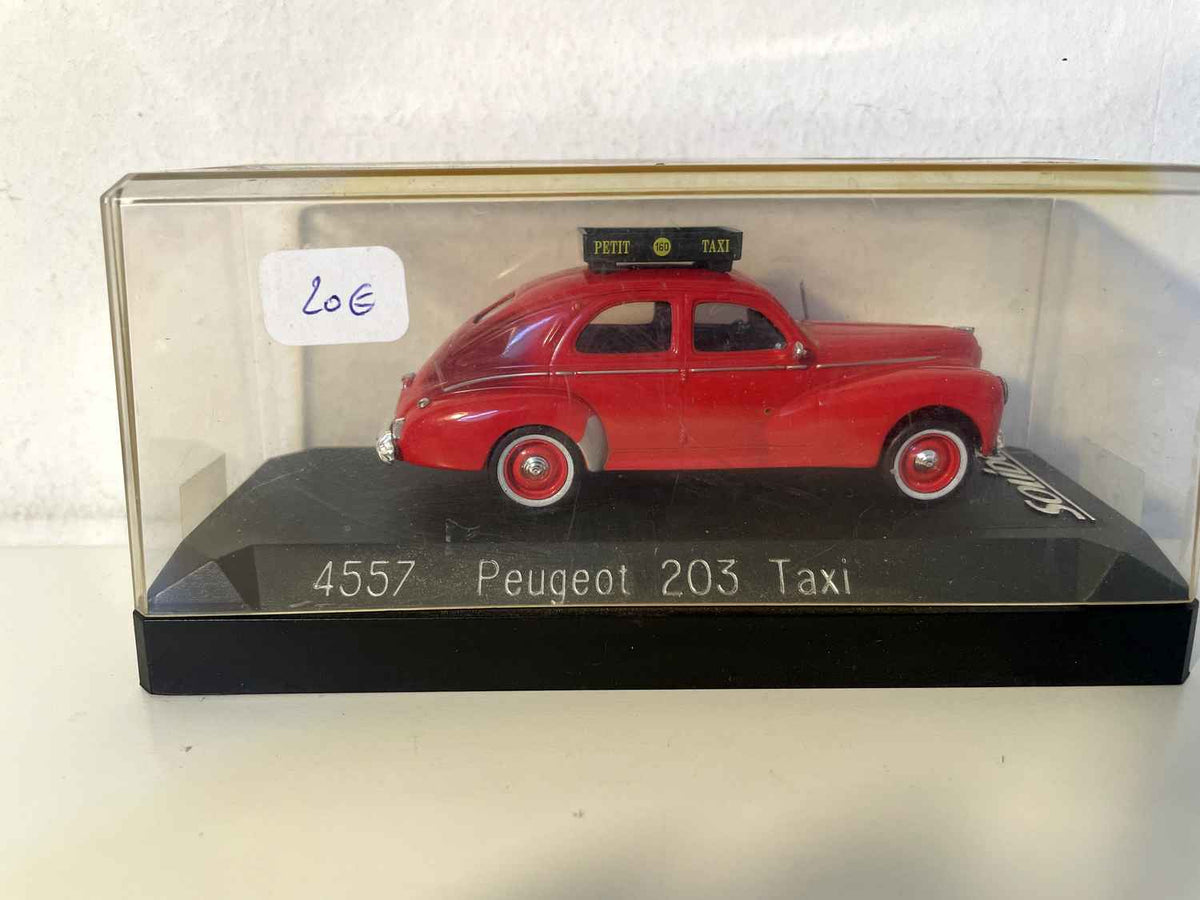 Peugeot 203 rouge TAXI (Solido référence 4557) Bernard Miniatures