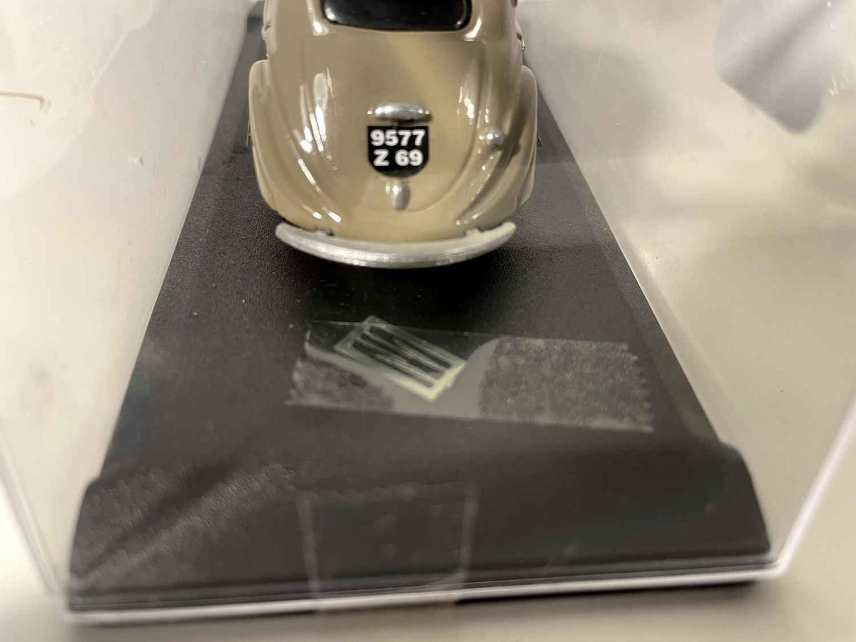 Peugeot 402 marron (collection Monaco) Bernard Miniatures