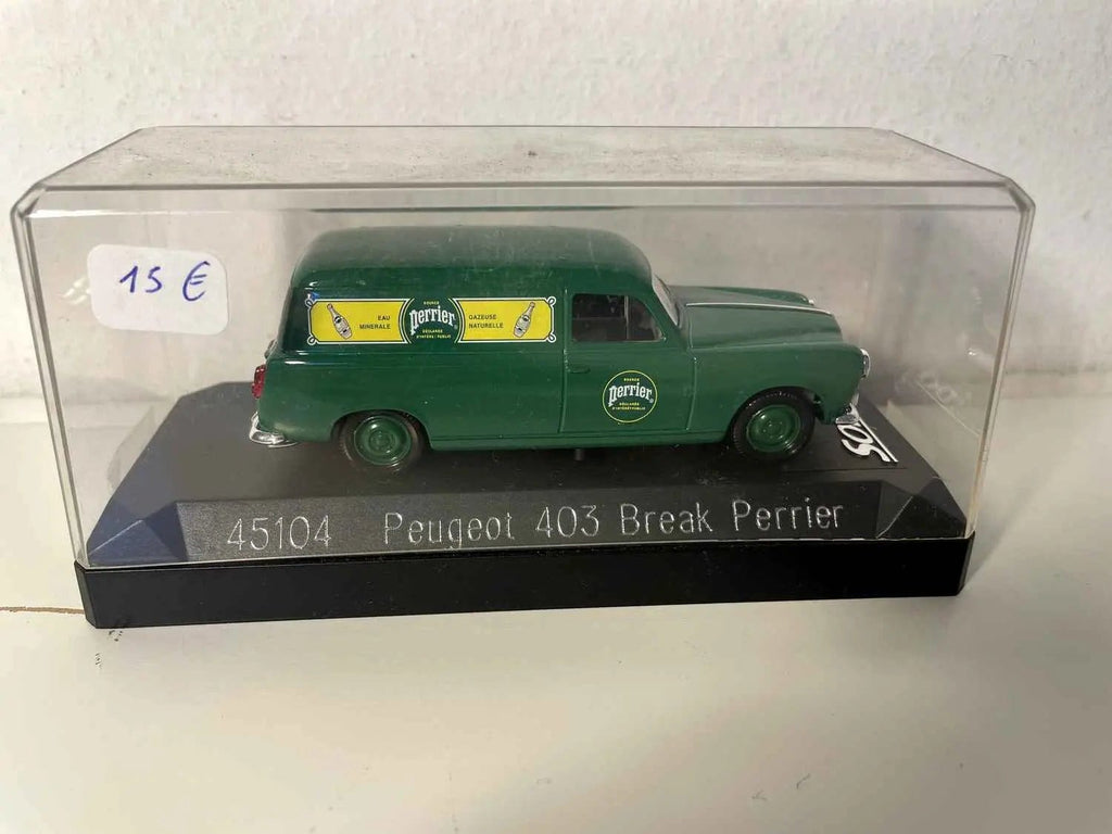 Peugeot 403 break avec la publicité PERRIER (Solido référence 45104) Bernard Miniatures