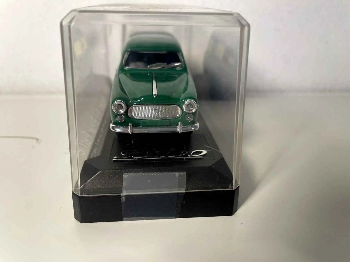 Peugeot 403 break avec la publicité PERRIER (Solido référence 45104) Bernard Miniatures