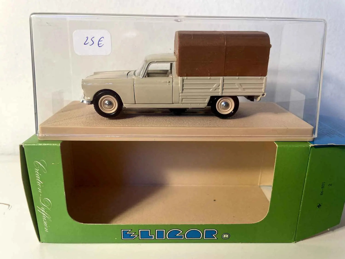 Peugeot 404 pick-up bâché de 1964 beige et marron Bernard Miniatures