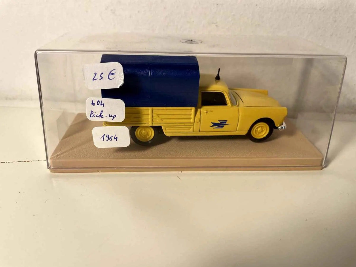 Peugeot 404 pick-up jaune et bâche bleue de 1964 la Poste - PTT (ELIGOR) Bernard Miniatures