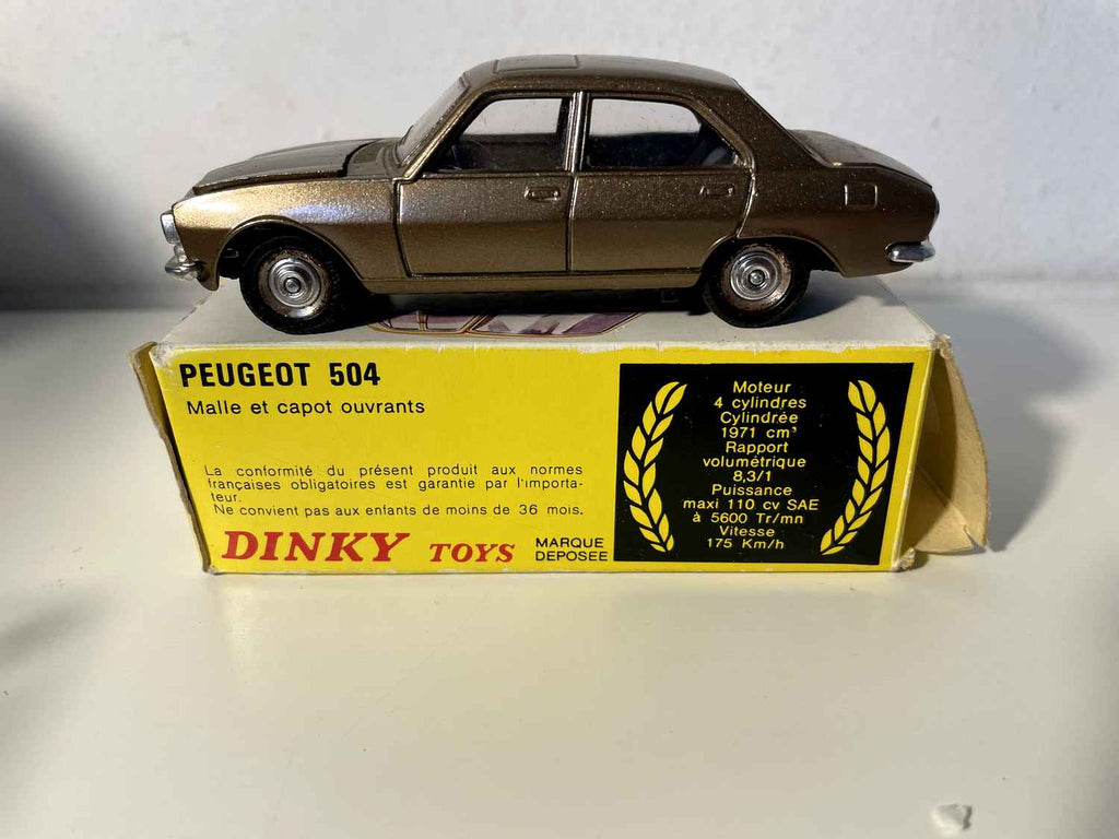 Peugeot 504 marron DINKY-TOYS référence 011452 (Mécanno) Bernard Miniatures