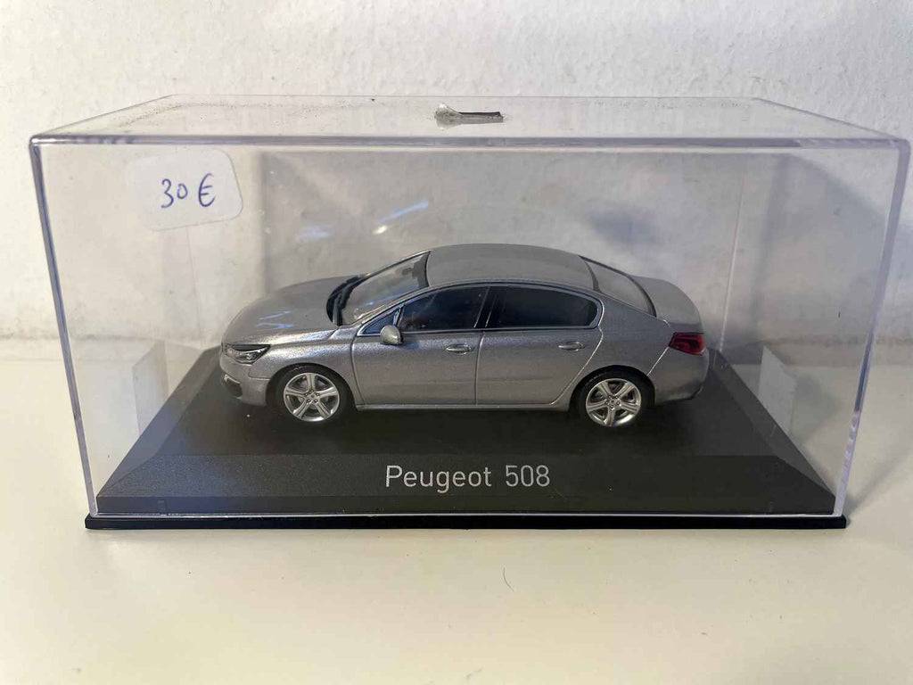 Peugeot 508 grise de 2014 (Norev) Bernard Miniatures