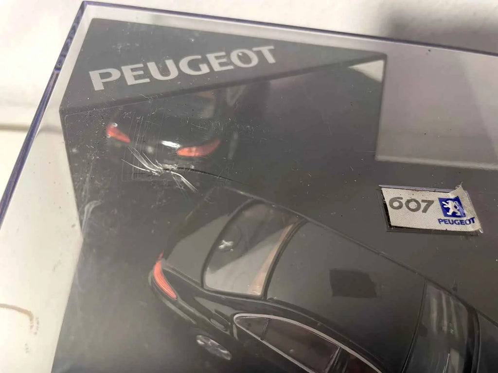 Peugeot 607 noire de 2000 (Coffret boite rectangle) Norev Bernard Miniatures