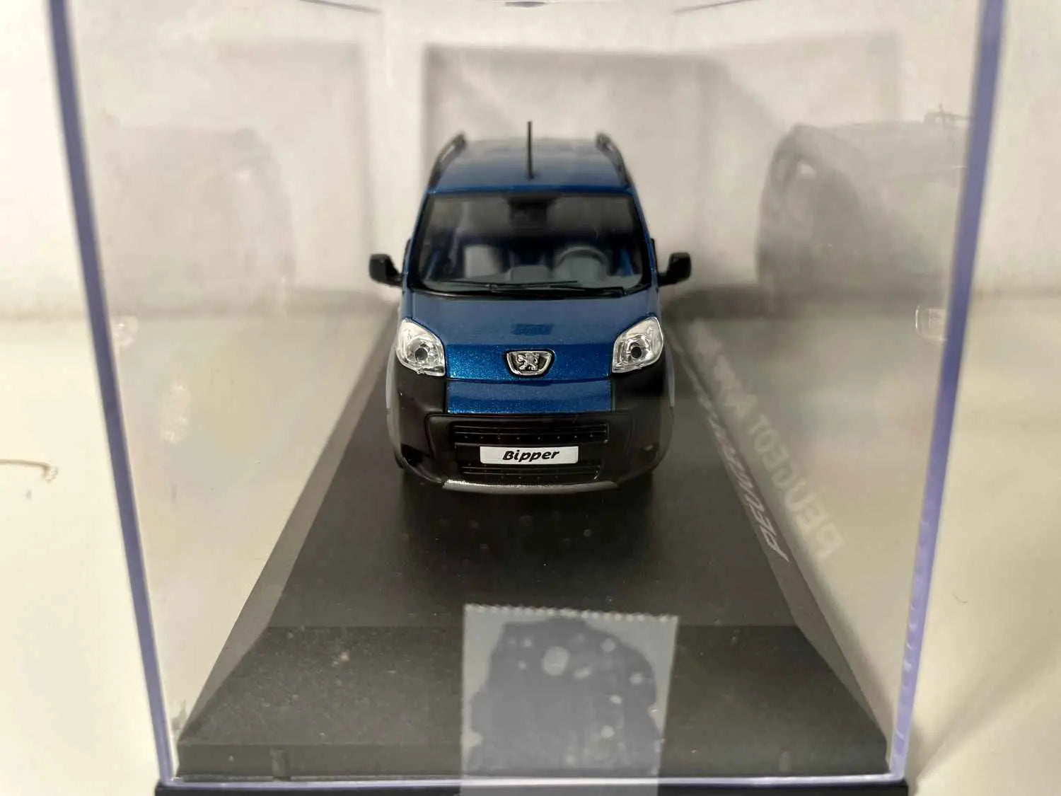 Peugeot Bipper Tepee bleu (Norev) Bernard Miniatures