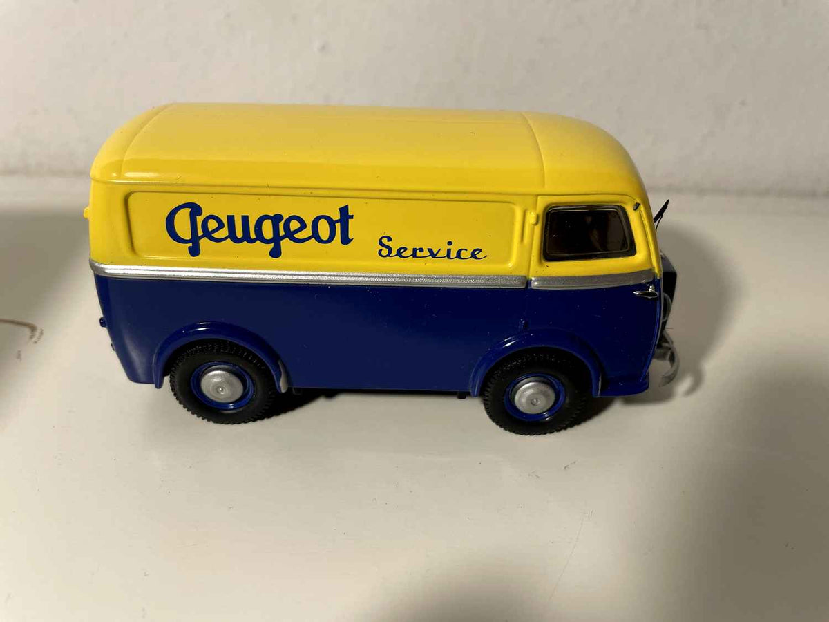 Peugeot D3A jaune et bleu SERVICE PEUGEOT (Gorgi) Bernard Miniatures