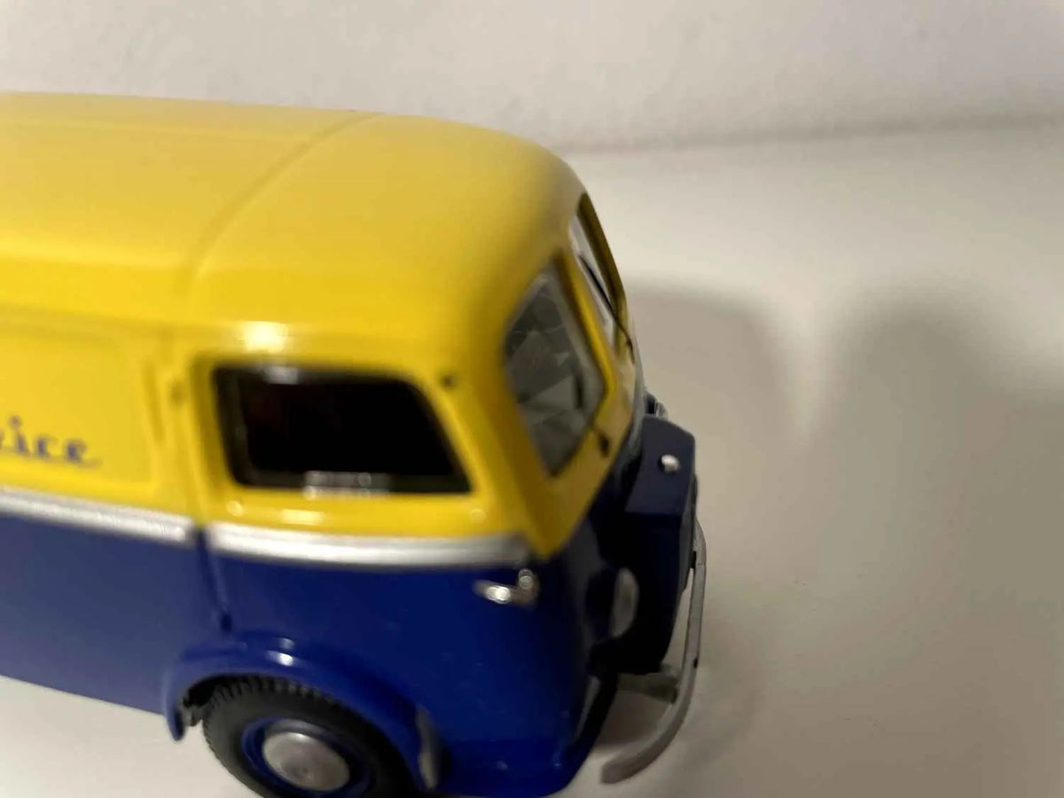 Peugeot D3A jaune et bleu SERVICE PEUGEOT (Gorgi) Bernard Miniatures