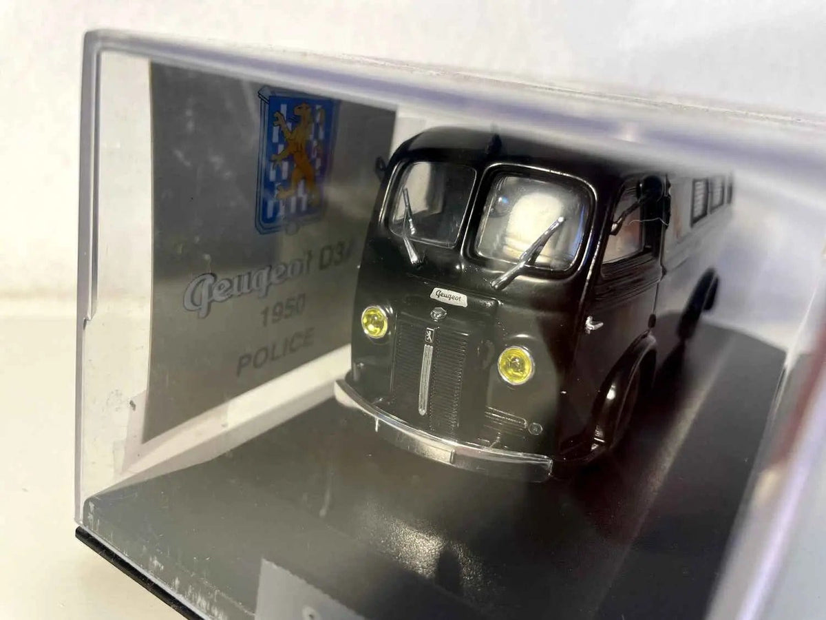 Peugeot D3A noir POLICE 1950 Bernard Miniatures