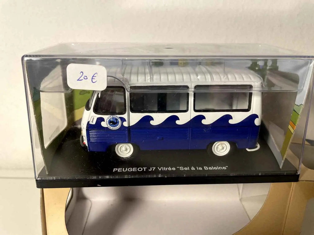 Peugeot J7 vitré bleu et blanc avec la publicité SEL A LA BALEINE Bernard Miniatures