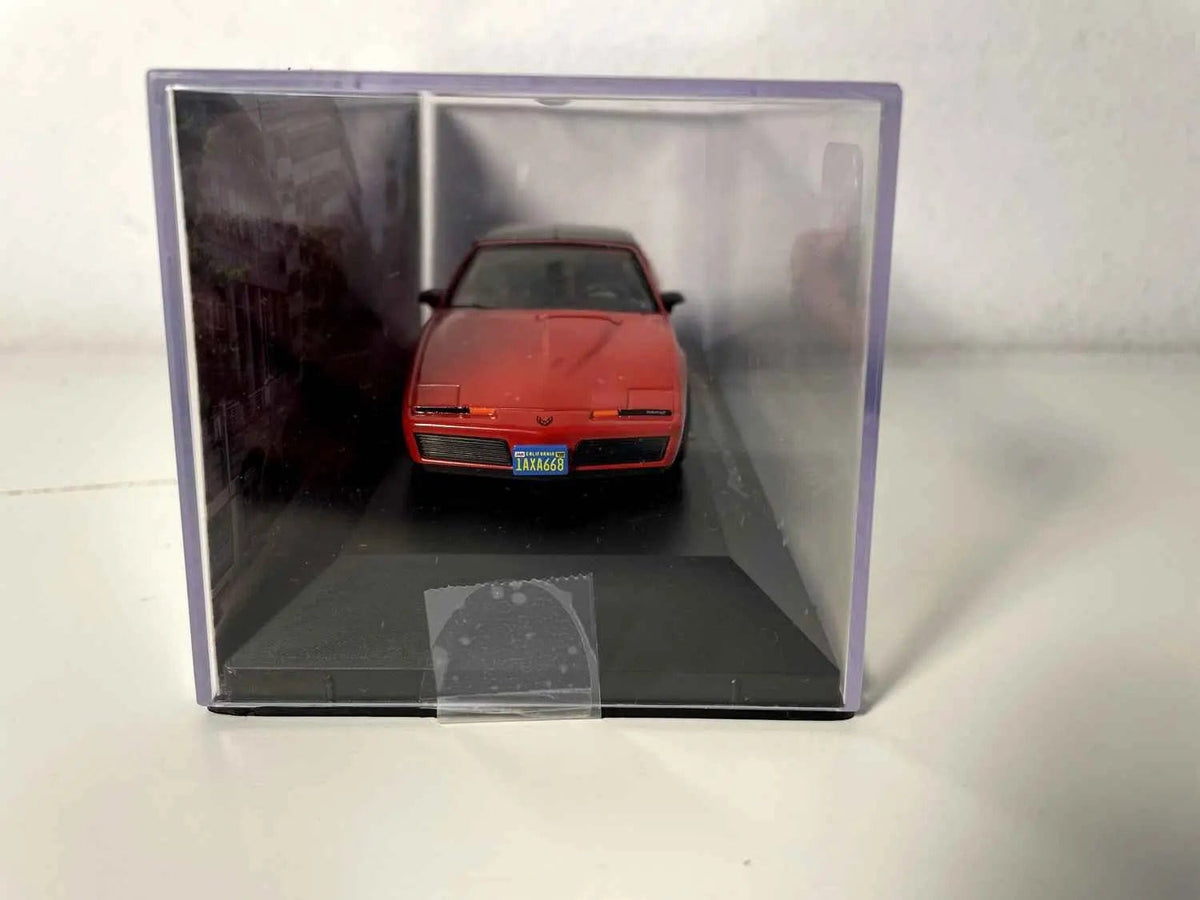 Pontiac Firebird rouge de 1982 (voiture américaine) Bernard Miniatures