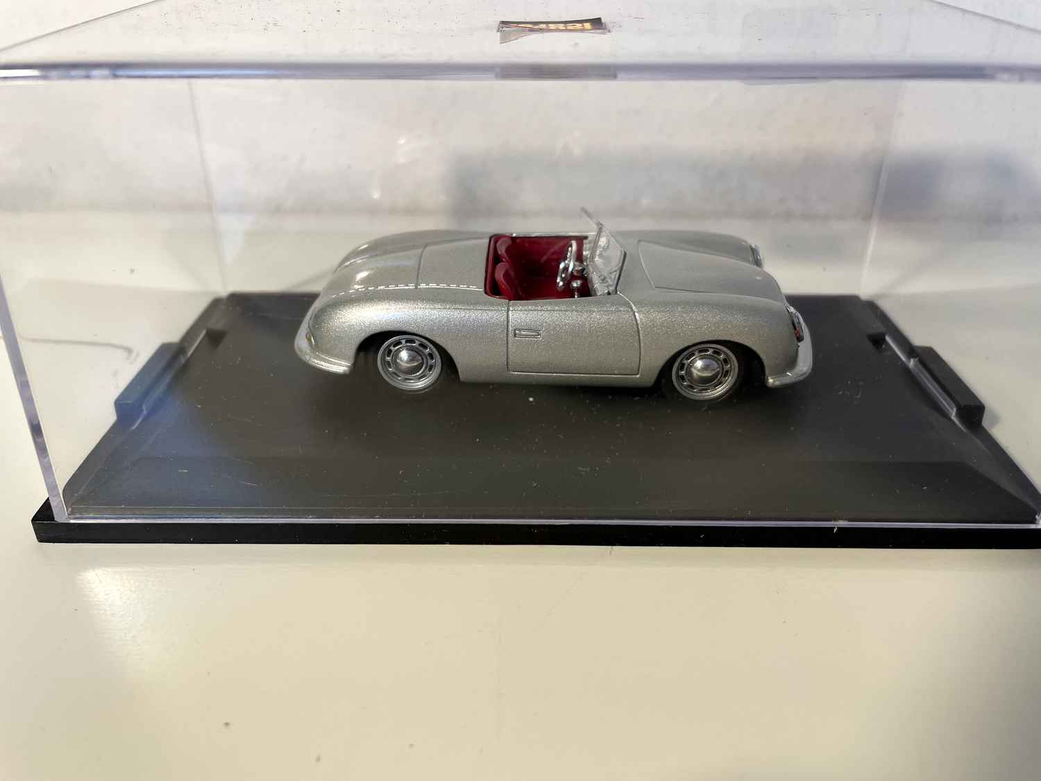 Porsche 356 N°1 Roadster grise de 1948 (Tauxycars) Bernard Miniatures