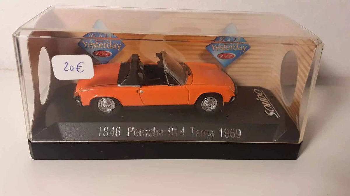 Porsche 914 Targa orange de 1969 (Solido référence 1846) Bernard Miniatures