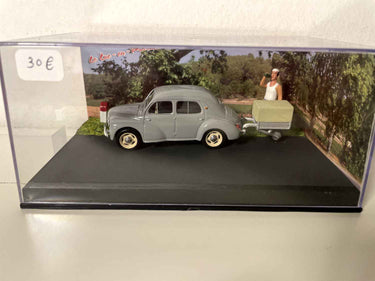 Renault 4 CV grise avec remorque - La Nationale 7 Bernard Miniatures
