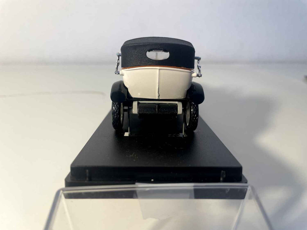 Renault 40 CV Sport blanc cassé et maron de 1923 (collection RIO) Bernard Miniatures