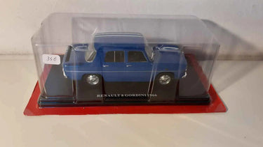 Renault 8 Gordini bleue de 1966 (échelle 1/24ème) Bernard Miniatures