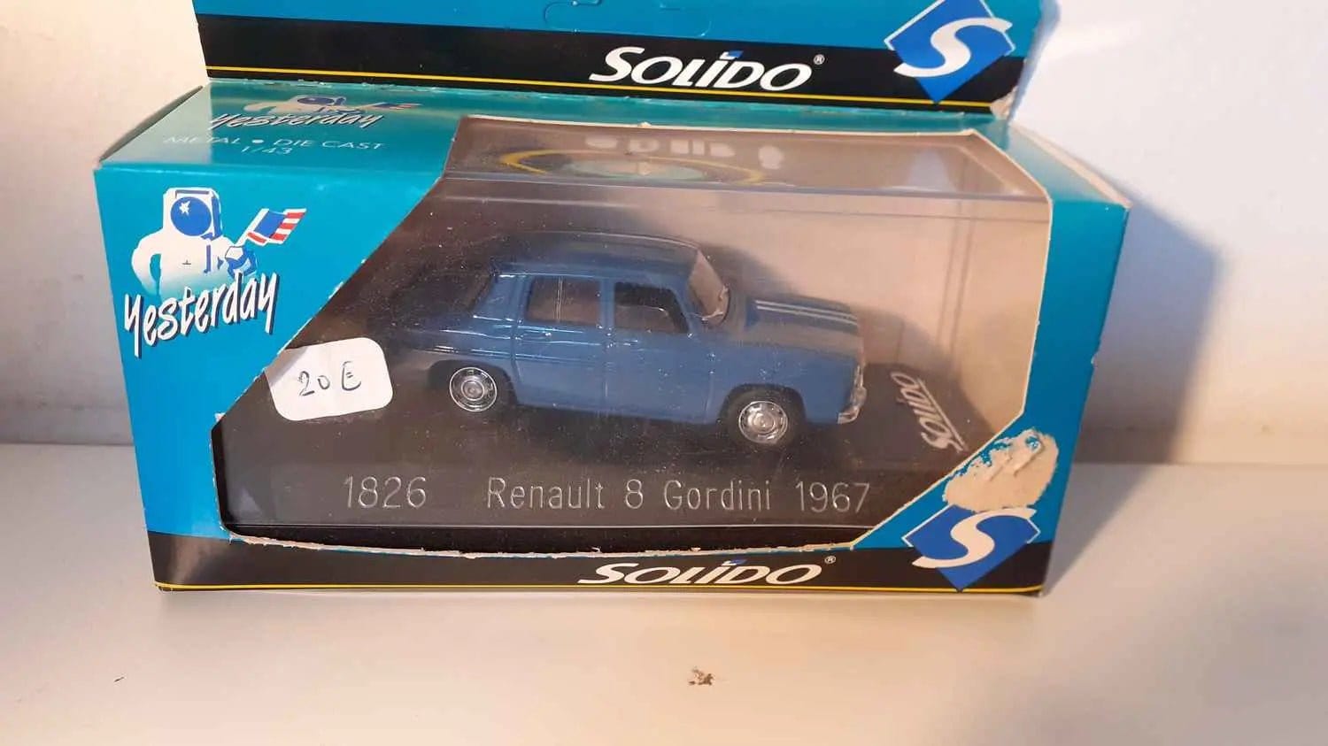Renault 8 Gordini bleue de 1967 (Solido référence N°1826) AVEC la boite ...