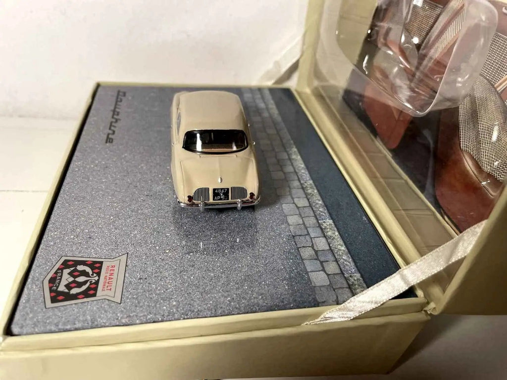 Renault Dauphine marron (coffret anniversaire pour les 50 ans de la Dauphine) Bernard Miniatures