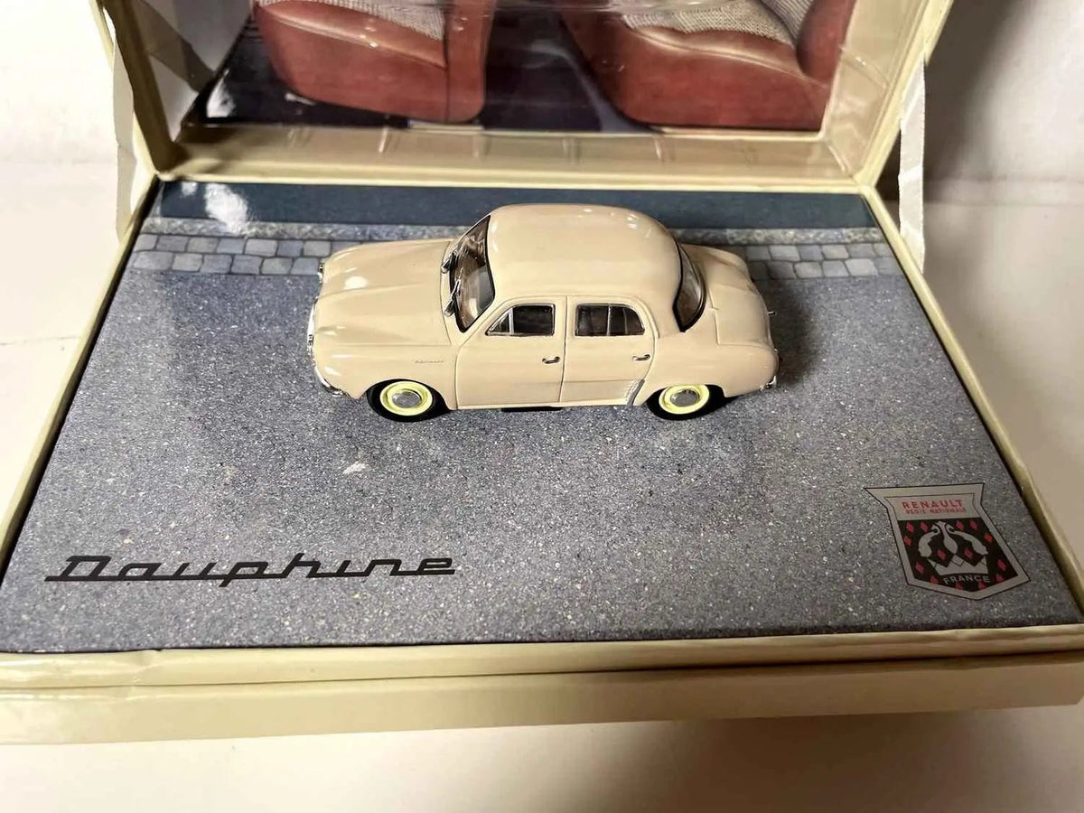 Renault Dauphine marron (coffret anniversaire pour les 50 ans de la Dauphine) Bernard Miniatures