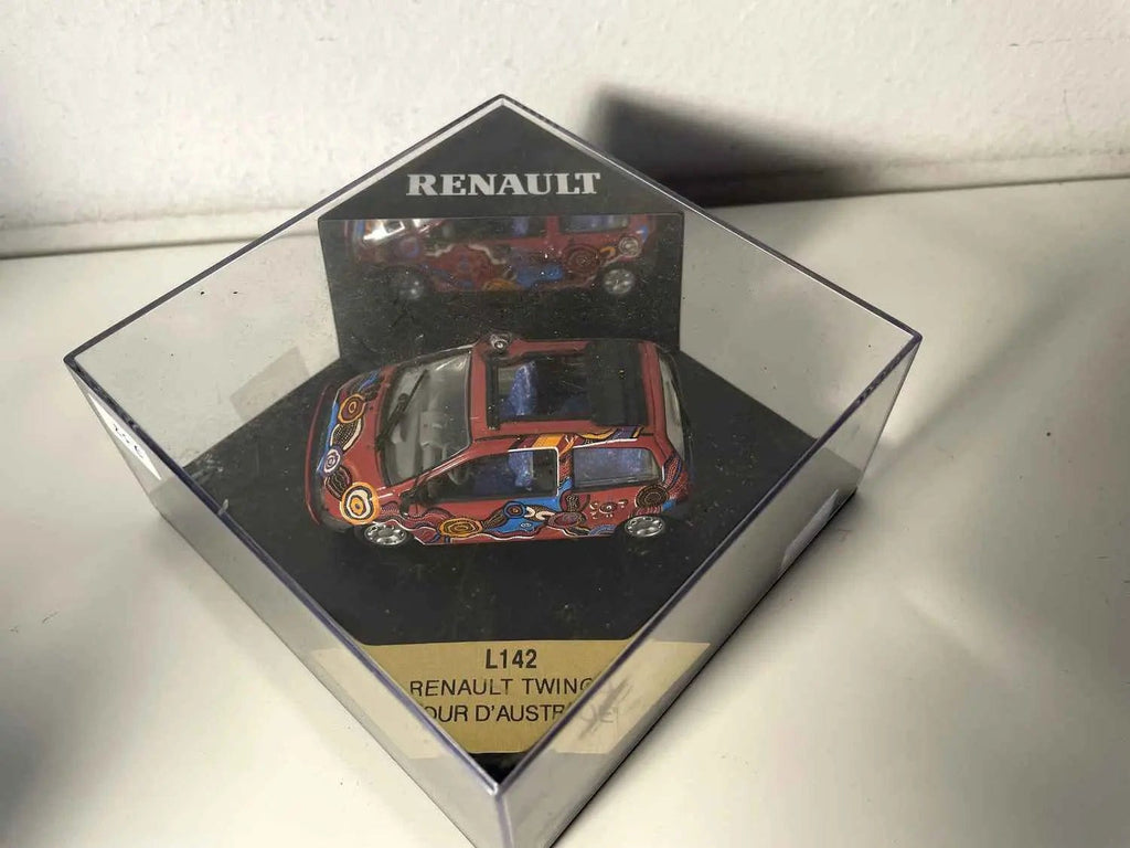 Renault Twingo Tour d'Australie bordeaux avec décoration Bernard Miniatures