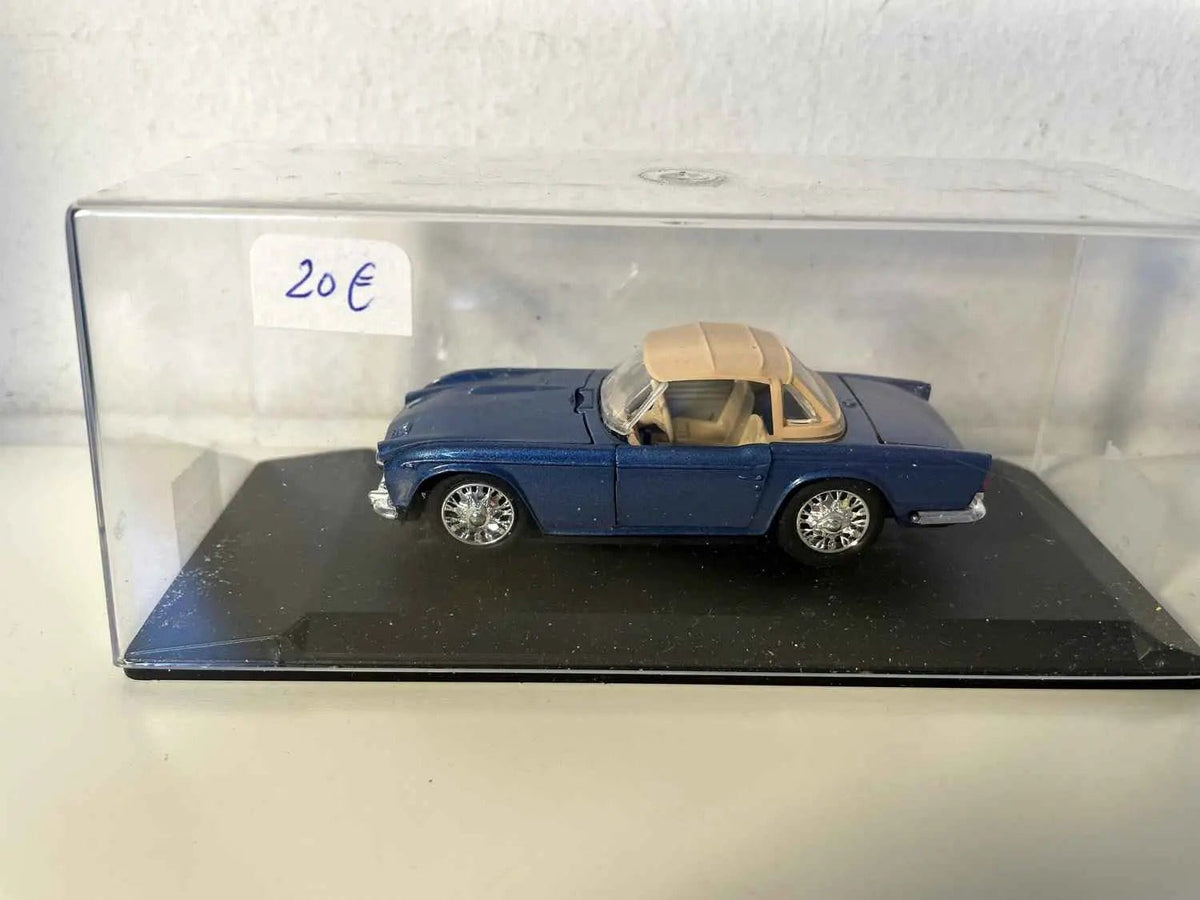 Triumph TR5 bleue avec capote marron de 1968 Bernard Miniatures