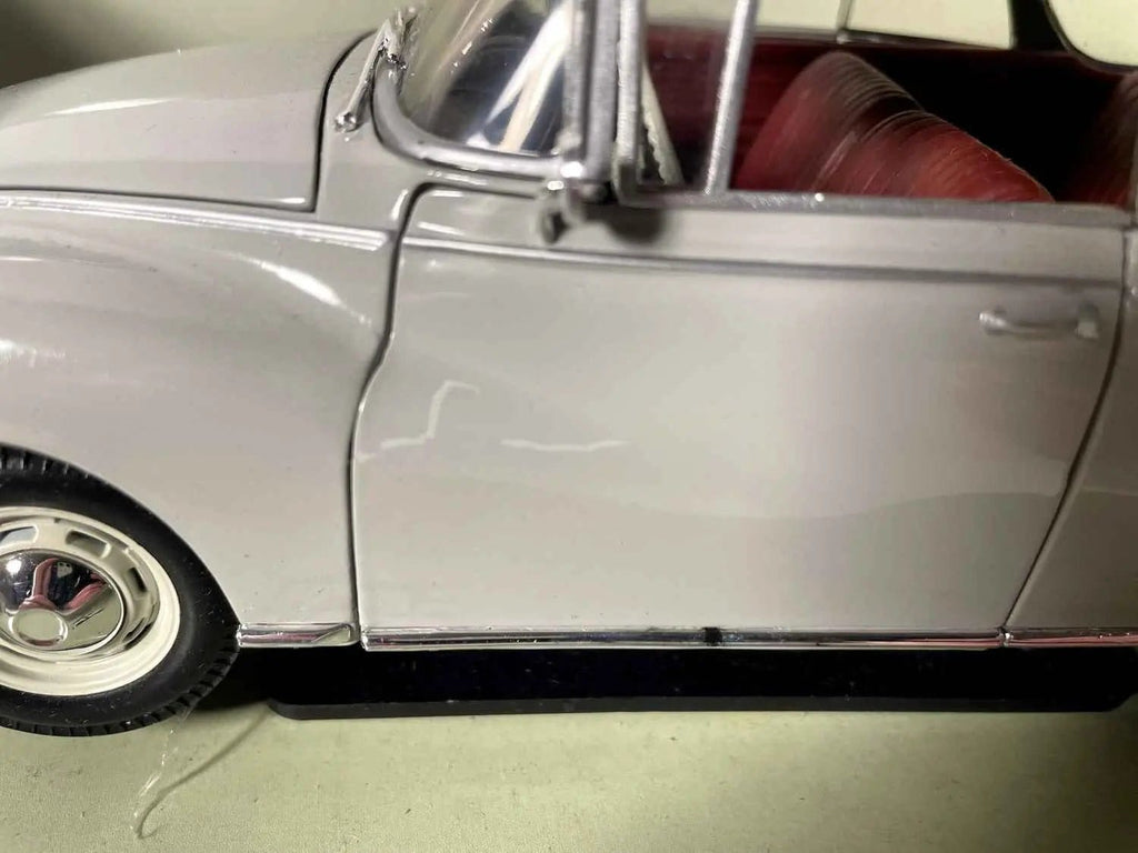Voiture Miniature Auto-Union 1000 S coupé grise (échelle 1/18ème) - Bernard Miniatures