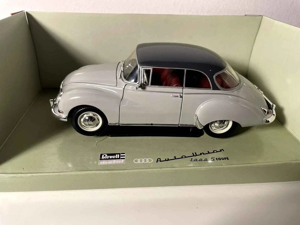 Voiture Miniature Auto-Union 1000 S coupé grise (échelle 1/18ème) - Bernard Miniatures