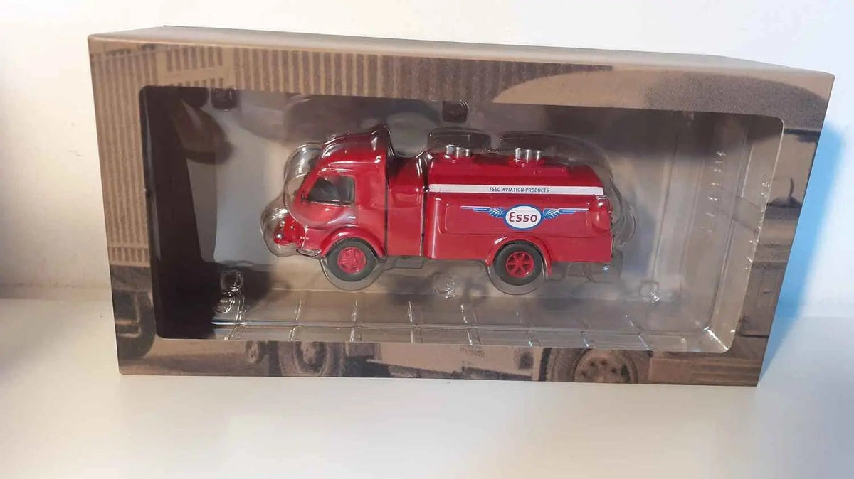 Voiture Miniature Camion RENAULT GALION R 2168 citerne ESSO - Bernard Miniatures