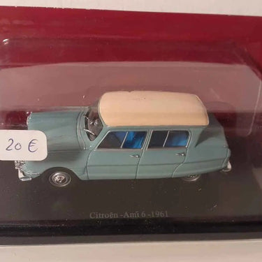 Voiture Miniature Citroën Ami 6 bleue et toit blanc cassé de 1961 (sous blister) - Bernard Miniatures