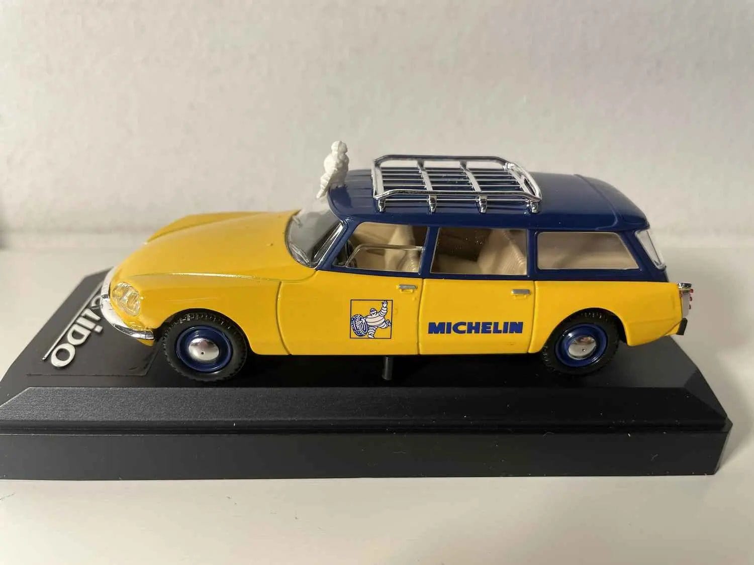 Voiture Miniature Citroën DS break MICHELIN (Solido référence 82107) - Bernard Miniatures