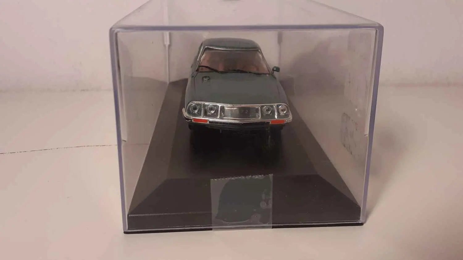 Voiture Miniature Citroën SM version USA bleue de 1972 (boite plexi) - Bernard Miniatures