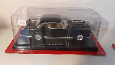 Voiture Miniature Facel Véga FV noire de 1955 (échelle 1/24ème) - Bernard Miniatures