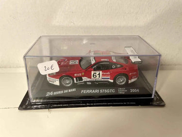 Voiture Miniature Ferrari 575GTC rouge et blanche numéro 61 (24 heures du Mans de 2004) - Bernard Miniatures