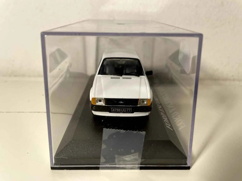Voiture Miniature Ford Escort 1.3 GL blanche de 1982 - Bernard Miniatures