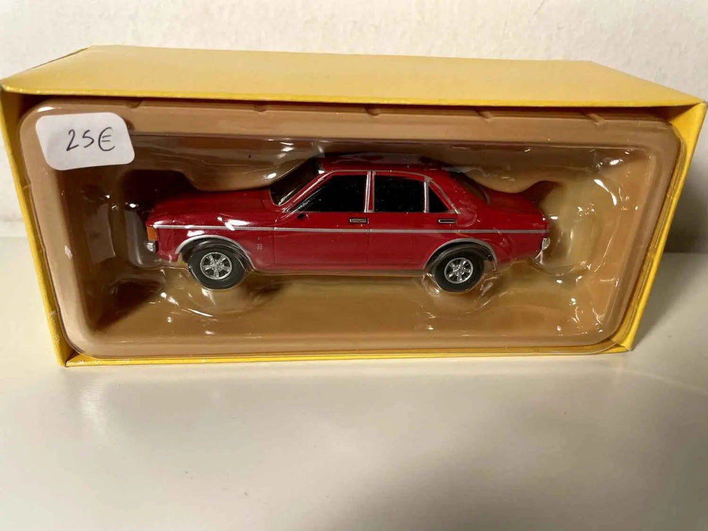 Voiture Miniature Ford Granada MK I rouge foncée (collection Vanguards) - Bernard Miniatures