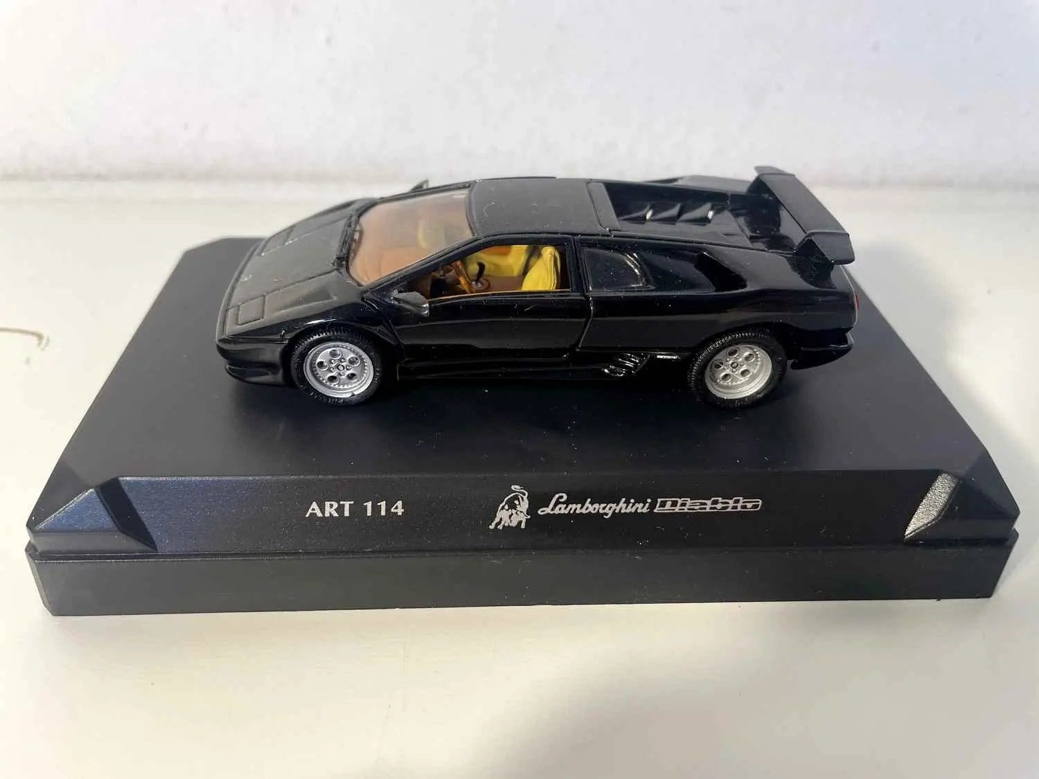 Voiture Miniature Lamborghini Diablo noire - Bernard Miniatures