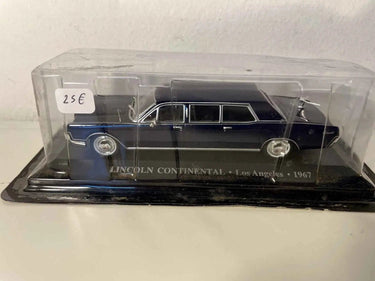 Voiture Miniature Lincoln Continental bleue LOS ANGELES de 1967 (voiture américaine) - Bernard Miniatures