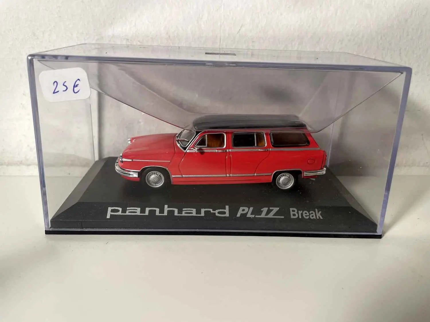 Automobile Panhard PL 17 bleue en miniature auto horloge | AUTO HORLOGE Automobile Panhard PL 17 bleue en miniature auto horloge | AUTO HORLOGE