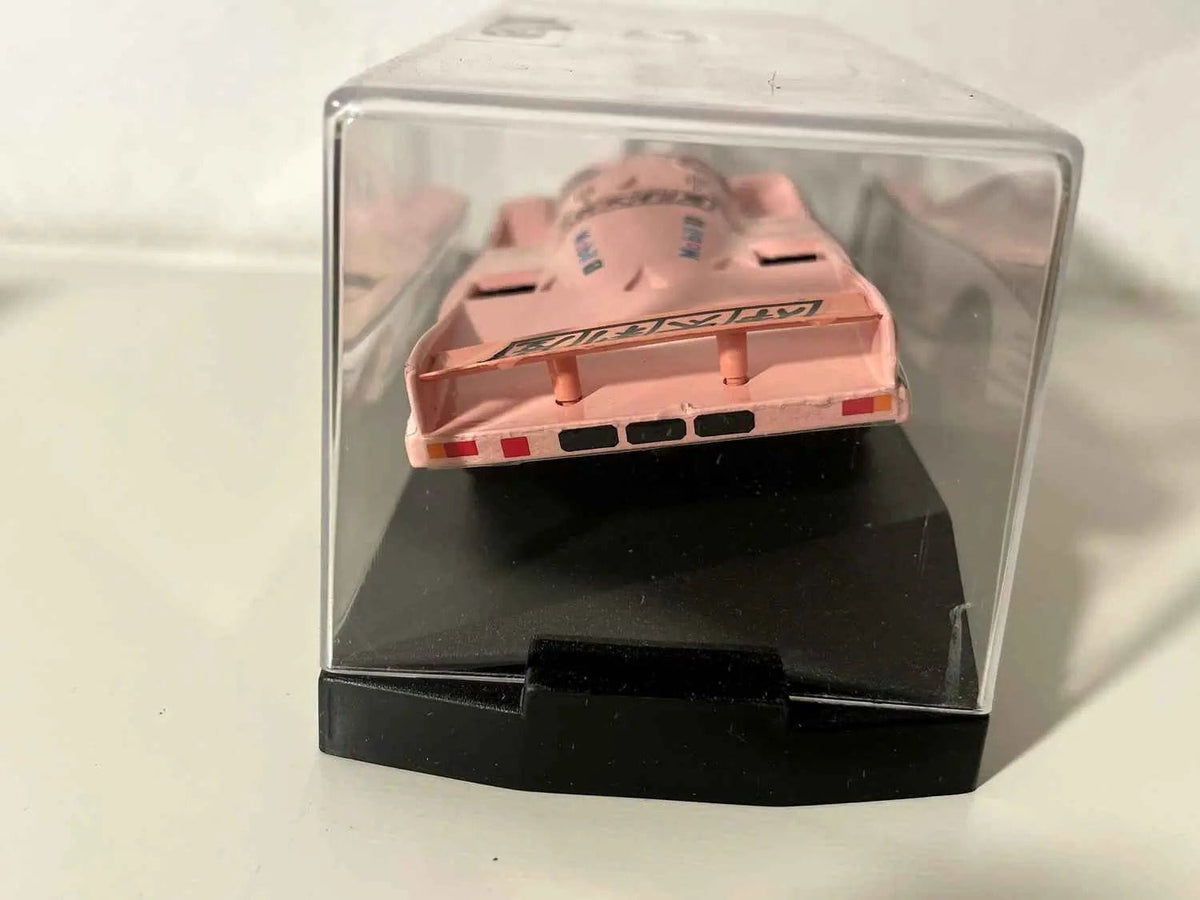 Voiture Miniature Porsche 962C rose numéro 44 (24 heures du Mans de 1990) - ONYX MODEL CARS - Bernard Miniatures