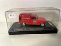 Voiture Miniature Renault 4L rouge avec publicité TOUT L'UNIVERS (Solido) - Bernard Miniatures